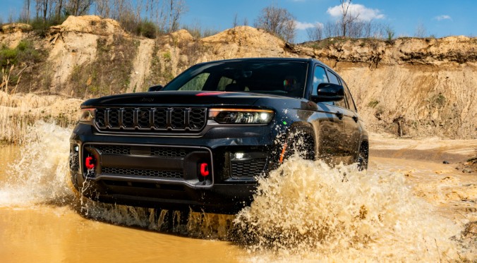 2027 Jeep Grand Cherokee 4xe Trailhawk
