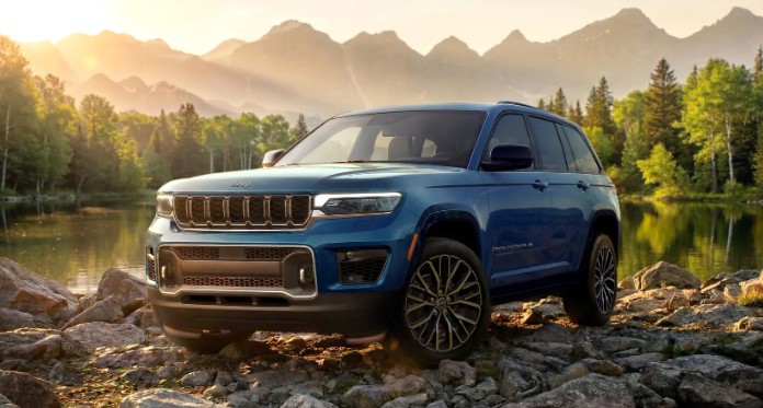 2027 Jeep Grand Cherokee 4xe Summit
