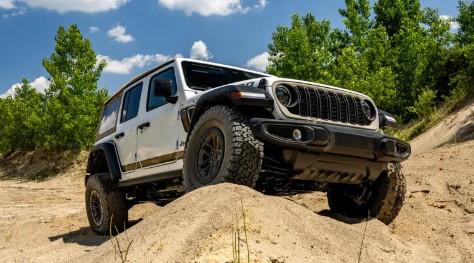 2027 Jeep Wrangler 4xe Sahara
